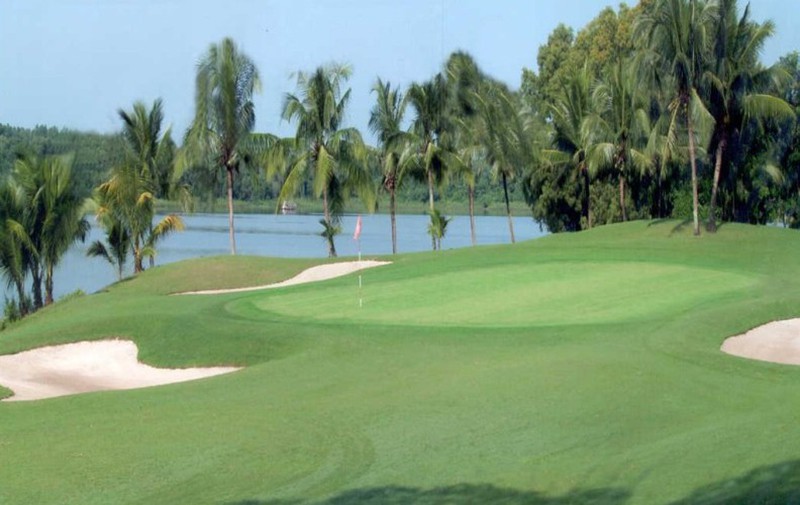 Sân golf sông bé Golf Resort
